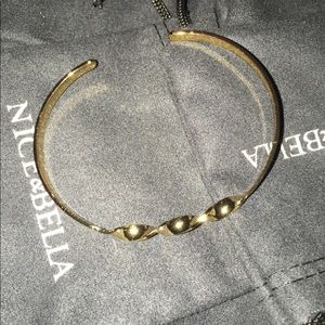 Adjustable bracelet